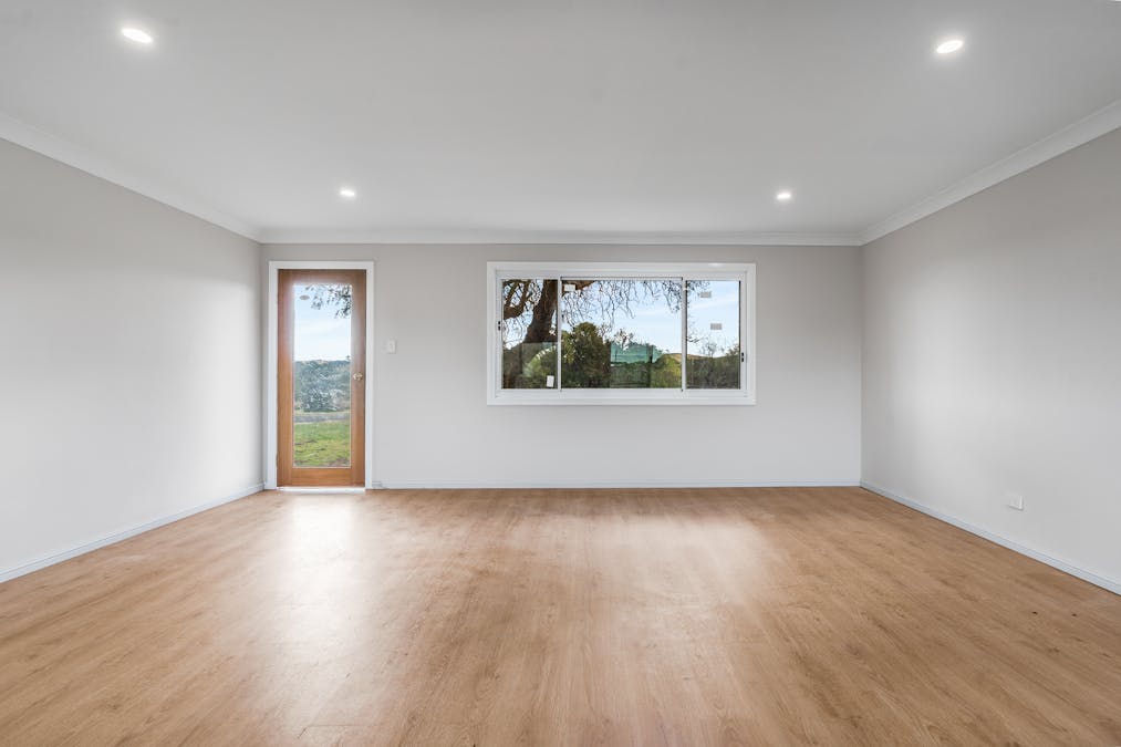 37 Belmore Street, Woodstock, NSW, 2793 - Image 10