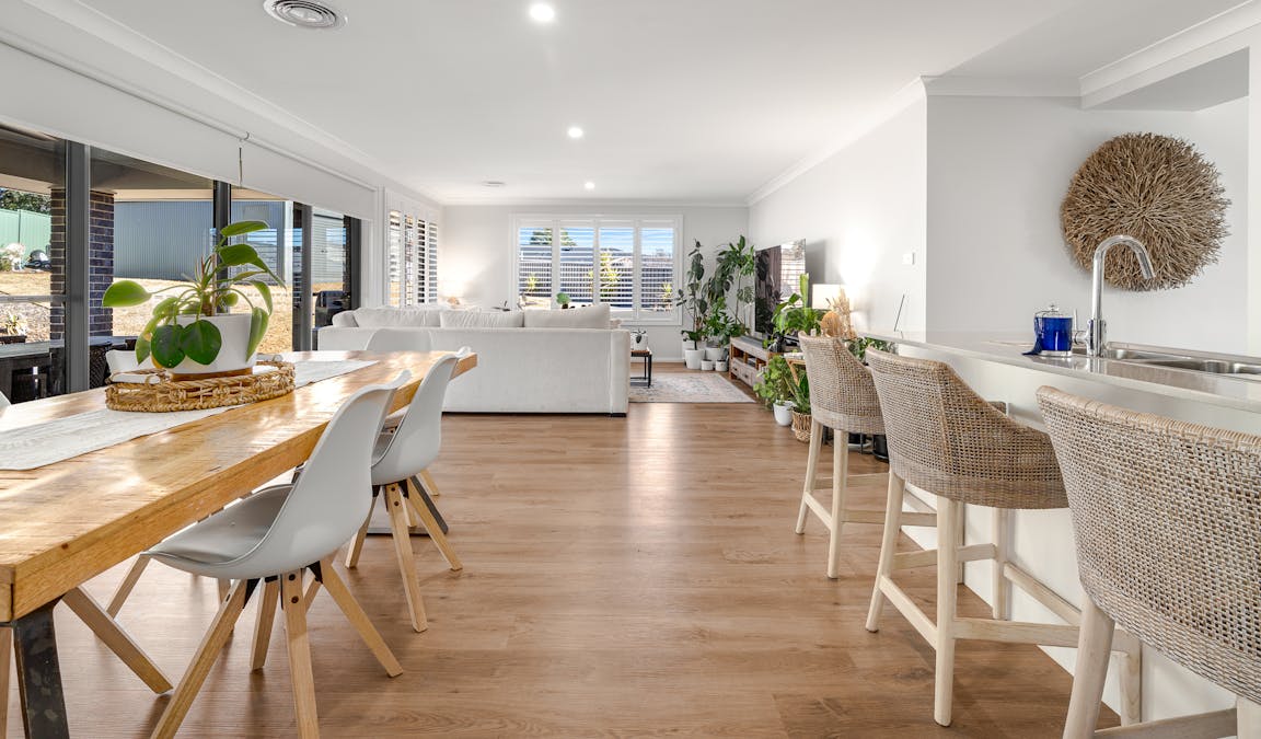 2 Streatfield Close, Blayney, NSW, 2799 - Image 5