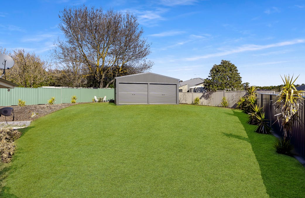 2 Streatfield Close, Blayney, NSW, 2799 - Image 16