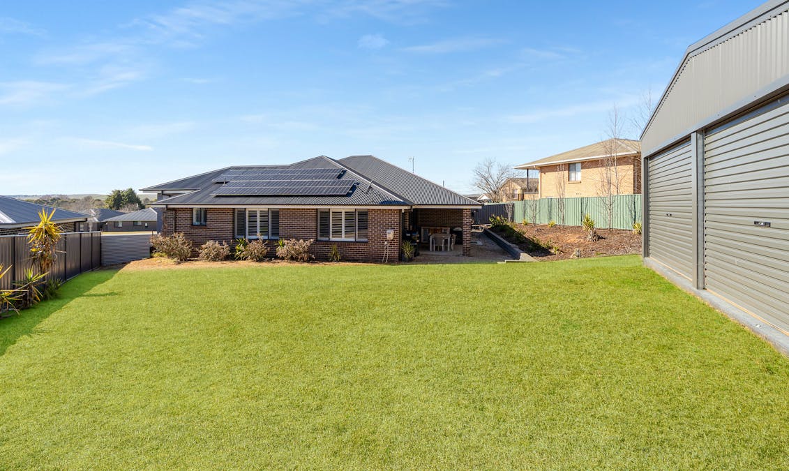 2 Streatfield Close, Blayney, NSW, 2799 - Image 17