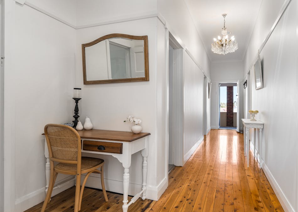 18 Bartlett Avenue, Cowra, NSW, 2794 - Image 5