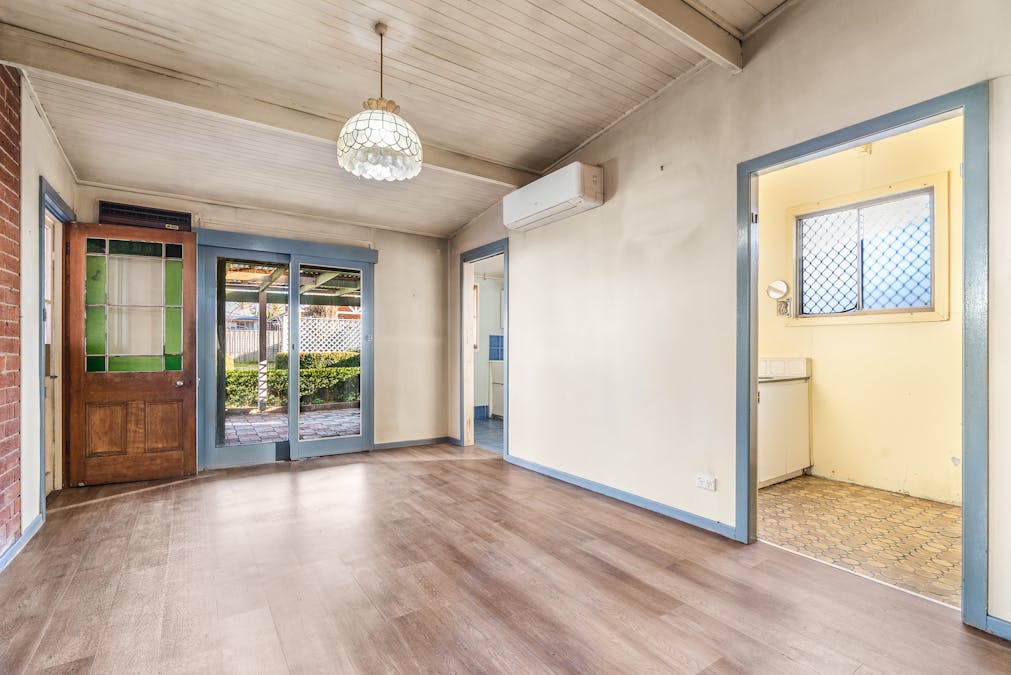 53 Vaux Street, Cowra, NSW, 2794 - Image 10