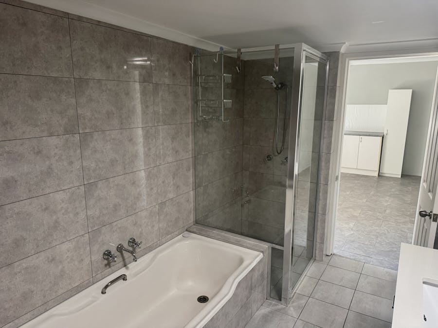 8 Brougham Street, Cowra, NSW, 2794 - Image 9