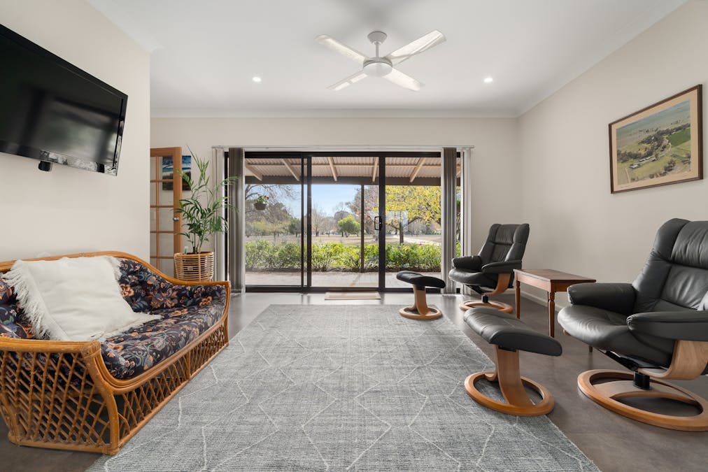 520 Darbys Falls  Road, Cowra, NSW, 2794 - Image 5