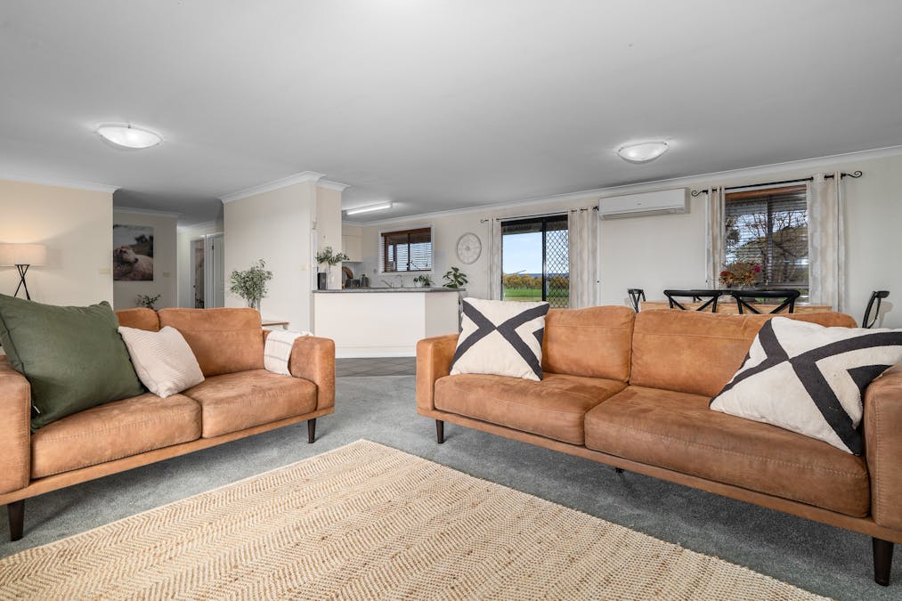 151 Barrs Road, Cowra, NSW, 2794 - Image 6