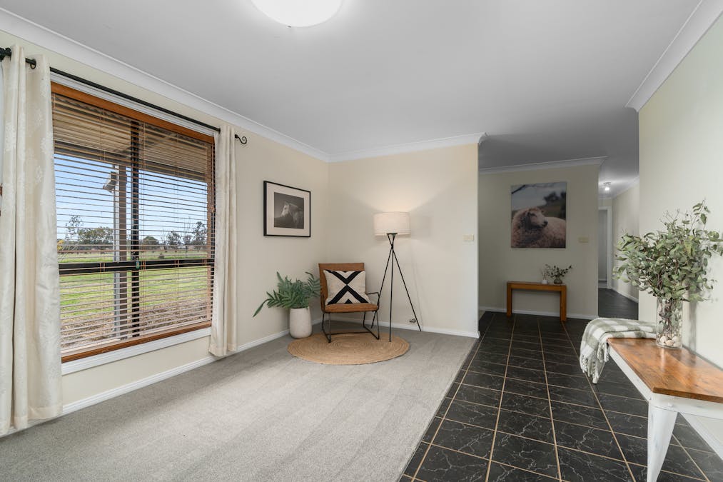 151 Barrs Road, Cowra, NSW, 2794 - Image 9
