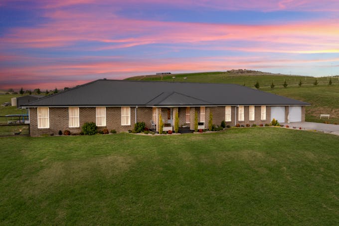 74 Pittman Drive, Blayney, NSW, 2799 - Image 1