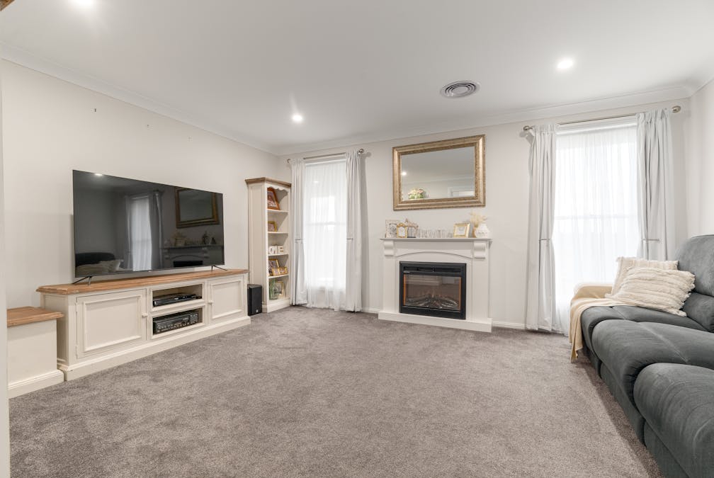 74 Pittman Drive, Blayney, NSW, 2799 - Image 8