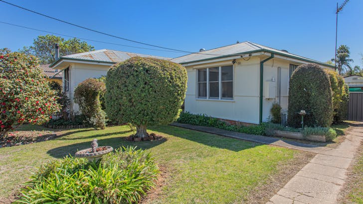 44 Logan Street, Cowra, NSW, 2794 - Image 1