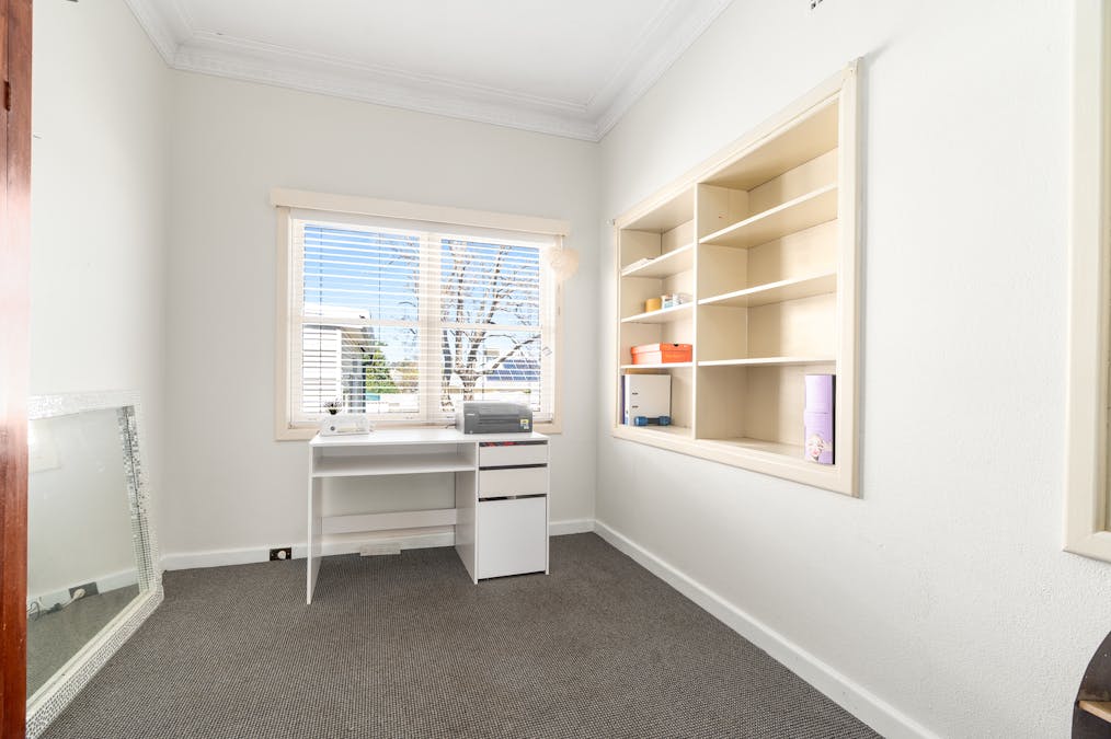 96 Darling Street, Cowra, NSW, 2794 - Image 9