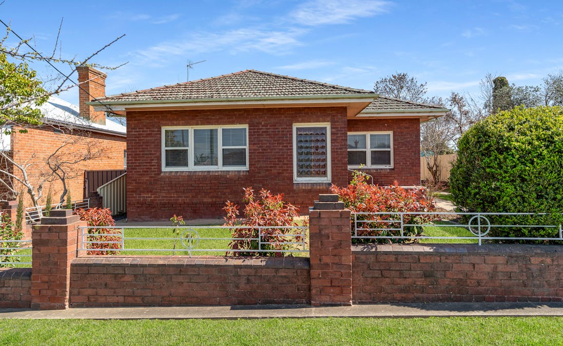 96 Darling Street, Cowra, NSW, 2794 - Image 13