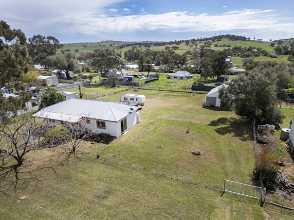 18-20 Belmore Street, Woodstock, NSW, 2793 - Image 1