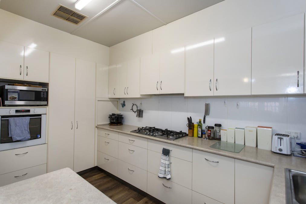 9 Lee Street, Cowra, NSW, 2794 - Image 2