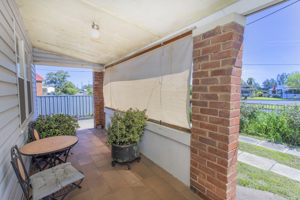 9 Lee Street, Cowra, NSW, 2794 - Image 11