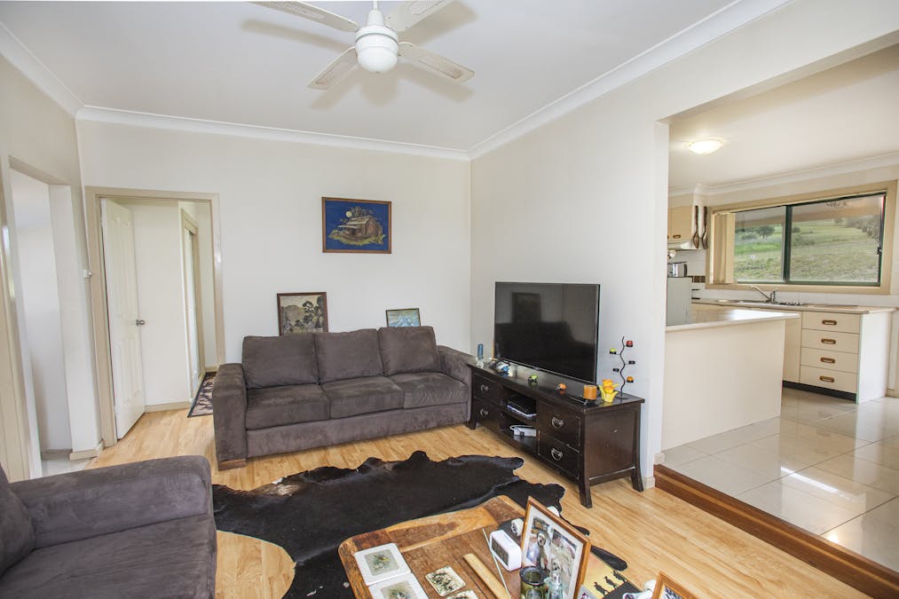 4 Purcell Drive (Woodstock), Cowra, NSW, 2794 - Image 4