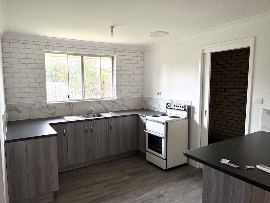 2/15 Wahroonga Street, Cowra, NSW, 2794 - Image 3