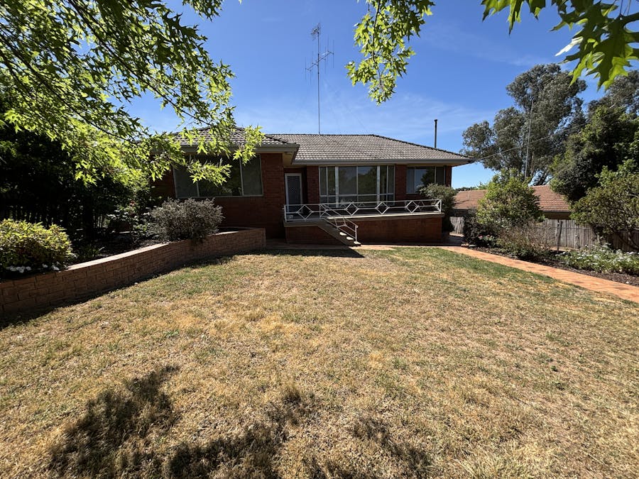 11 Commonwealth Street, Bathurst, NSW, 2795 - Image 1