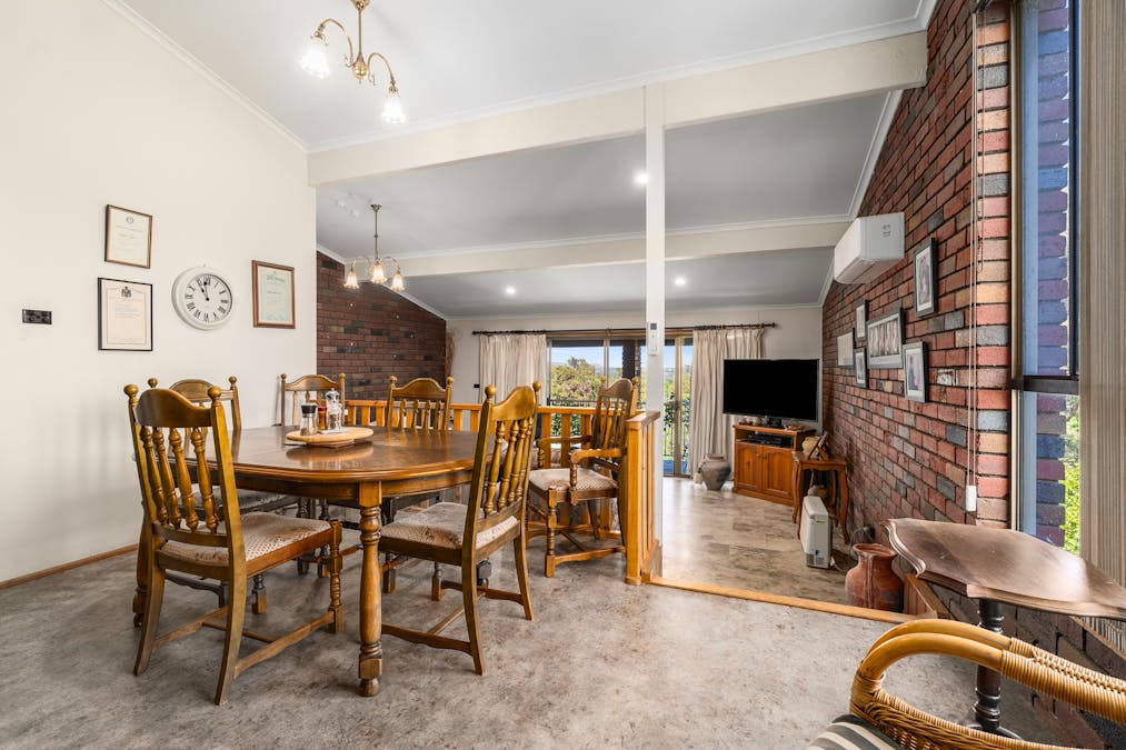 15 Kanangra Street, Cowra, NSW, 2794 - Image 4