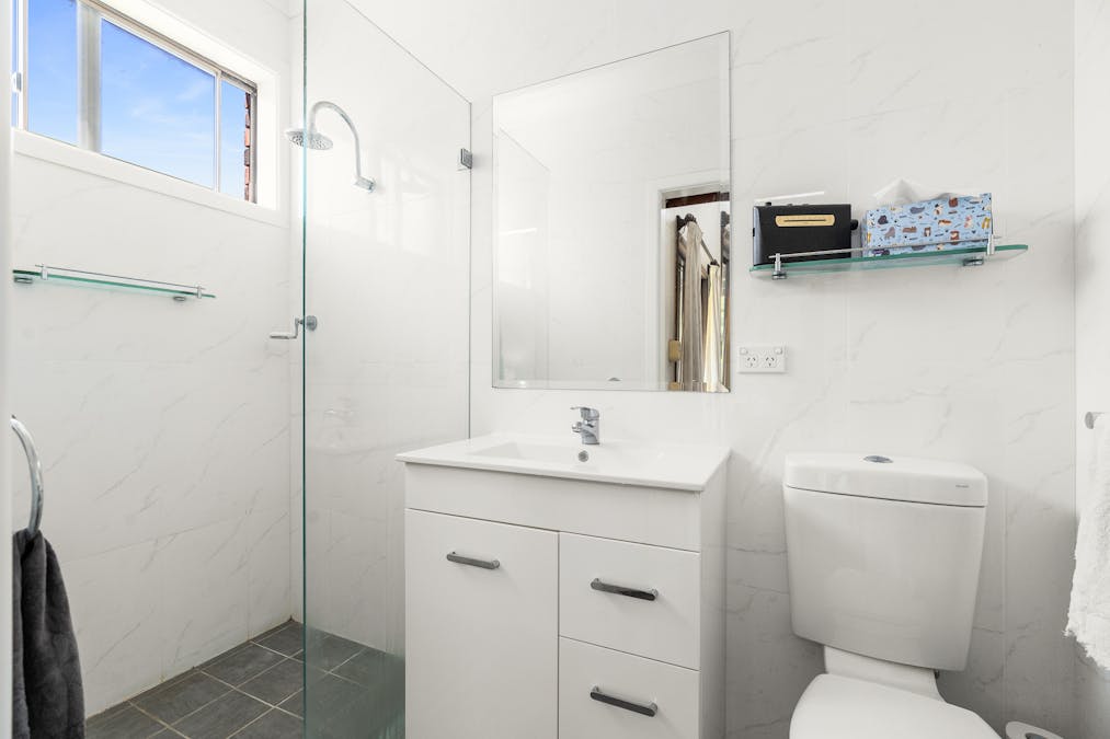 15 Kanangra Street, Cowra, NSW, 2794 - Image 8