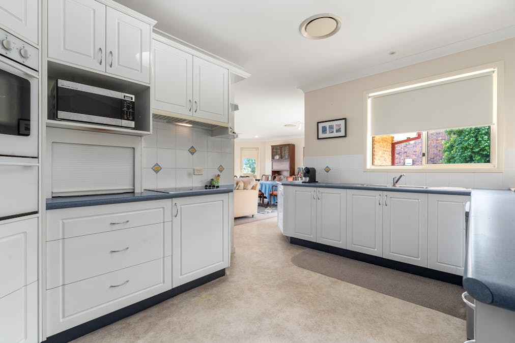 19 London Drive, Cowra, NSW, 2794 - Image 6