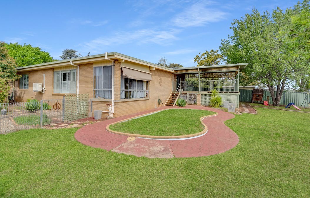 14 Yarrawonga Crescent, Cowra, NSW, 2794 - Image 15