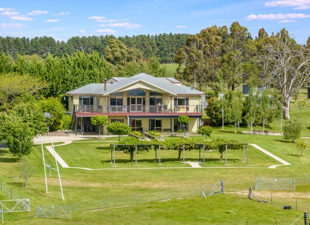 100 Lucks Lane, Blayney, NSW, 2799 - Image 1