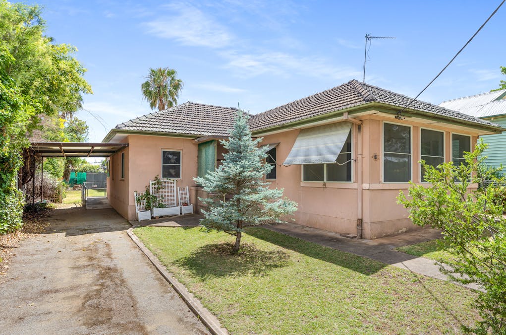 6 Macassar Street, Cowra, NSW, 2794 - Image 1