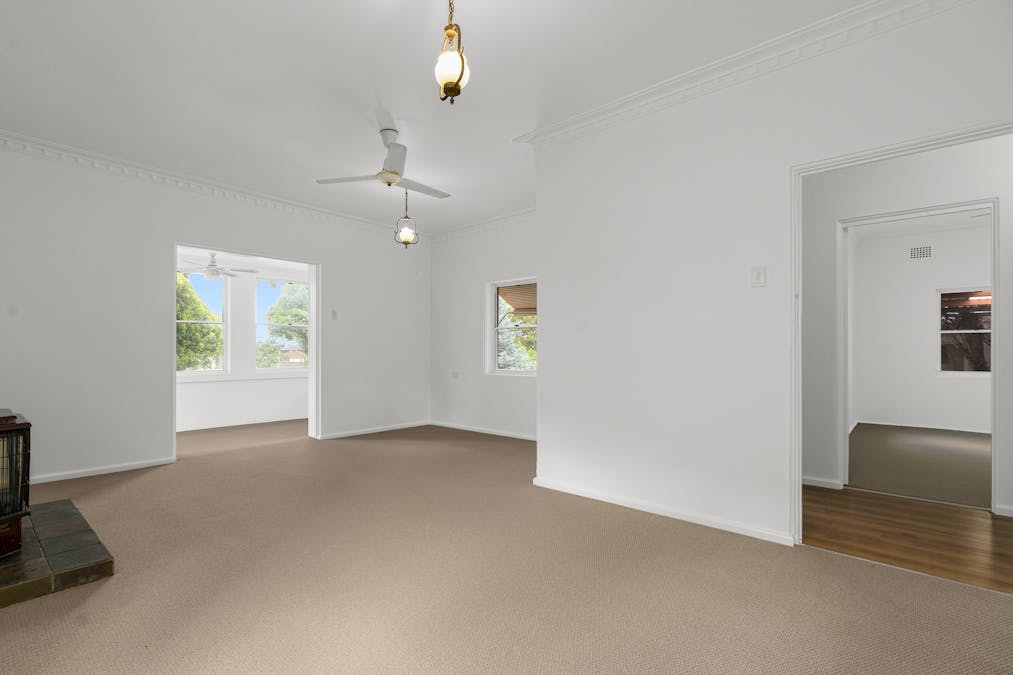 6 Macassar Street, Cowra, NSW, 2794 - Image 4