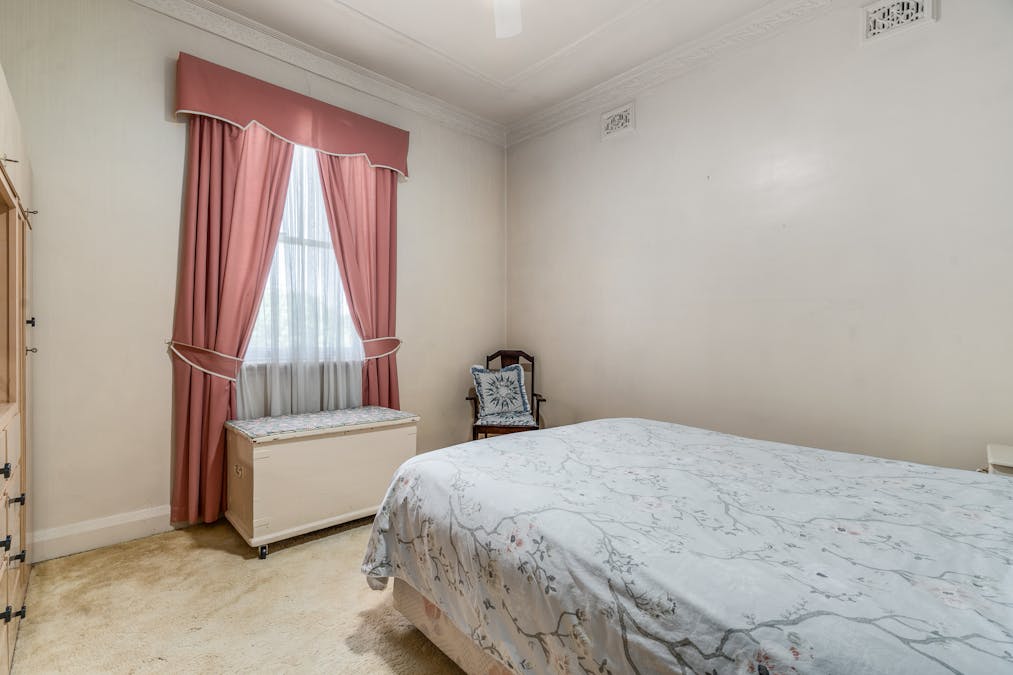 8 Courallie Street, Cowra, NSW, 2794 - Image 7