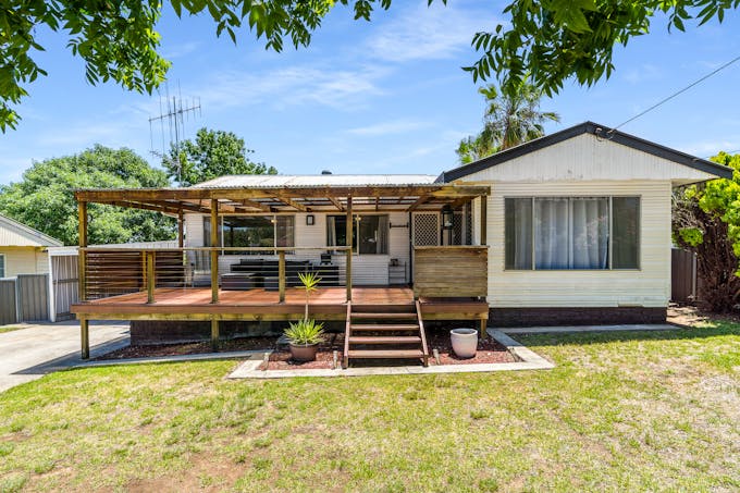 50 Lee Street, Cowra, NSW, 2794 - Image 1