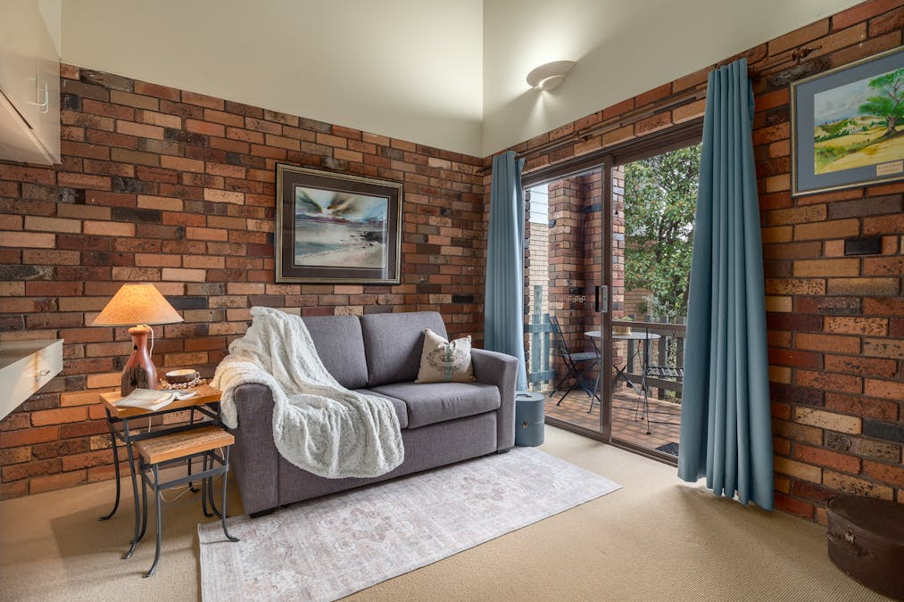 7 Yarrawonga Crescent, Cowra, NSW, 2794 - Image 12