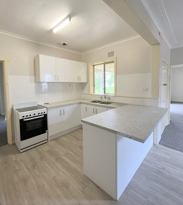 69 Lachlan Street, Cowra, NSW, 2794 - Image 4