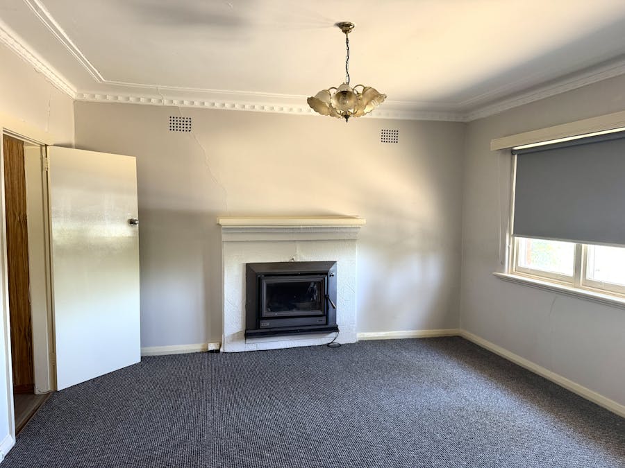 69 Lachlan Street, Cowra, NSW, 2794 - Image 2