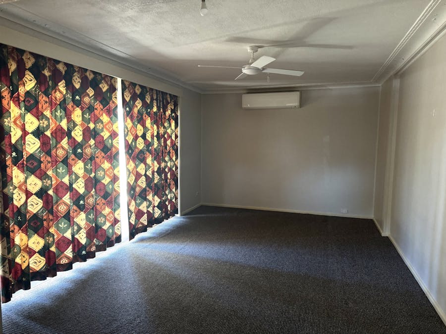 69 Lachlan Street, Cowra, NSW, 2794 - Image 5