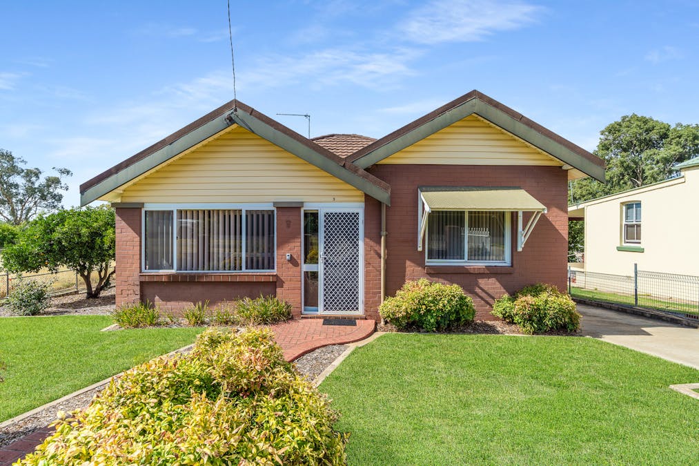 3 Liverpool Street, Cowra, NSW, 2794 - Image 3