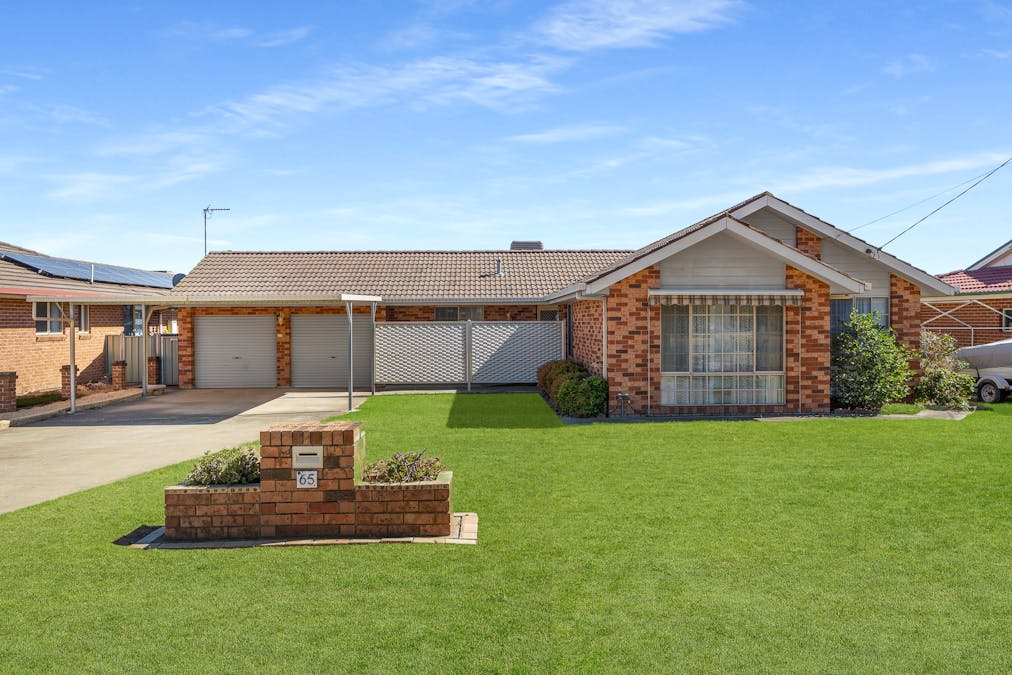 65 Lyall Street, Cowra, NSW, 2794 - Image 1