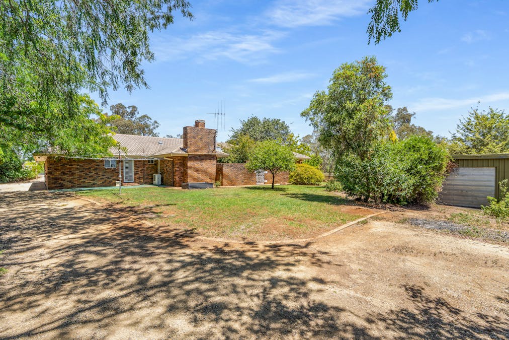 75 South Street, Molong, NSW, 2866 - Image 12