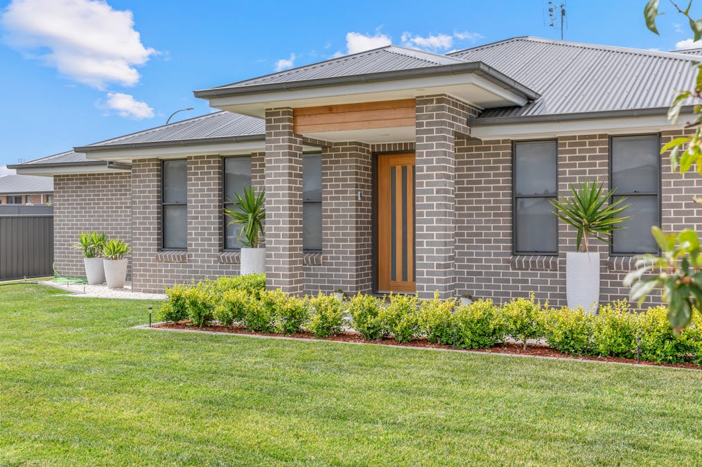 34 Springfield Street, Oberon, NSW, 2787 - Image 3