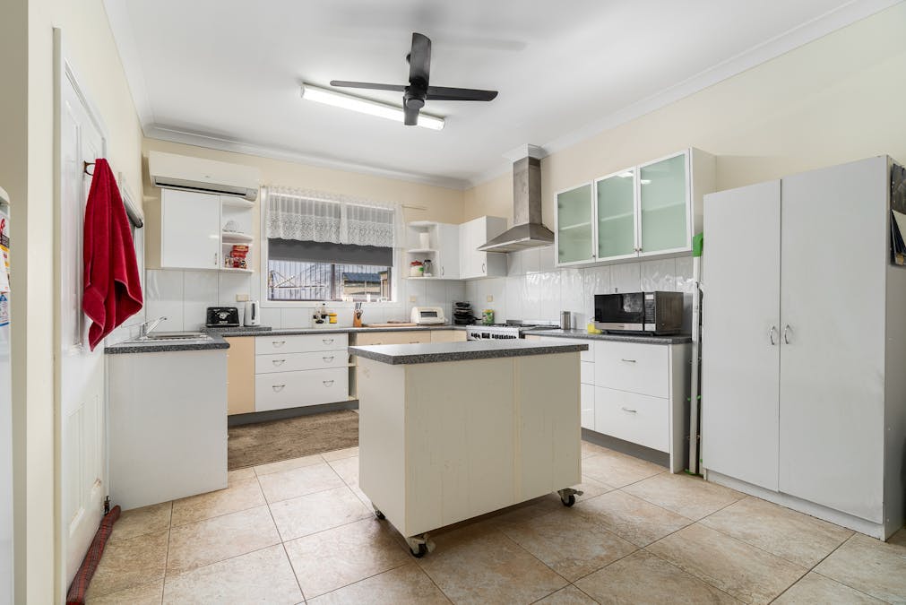 28 Belmore Street, Canowindra, NSW, 2804 - Image 3