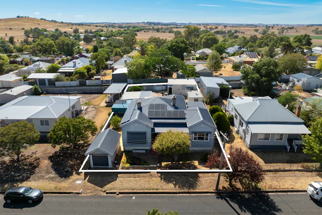 28 Belmore Street — photo from Elders Emms Mooney