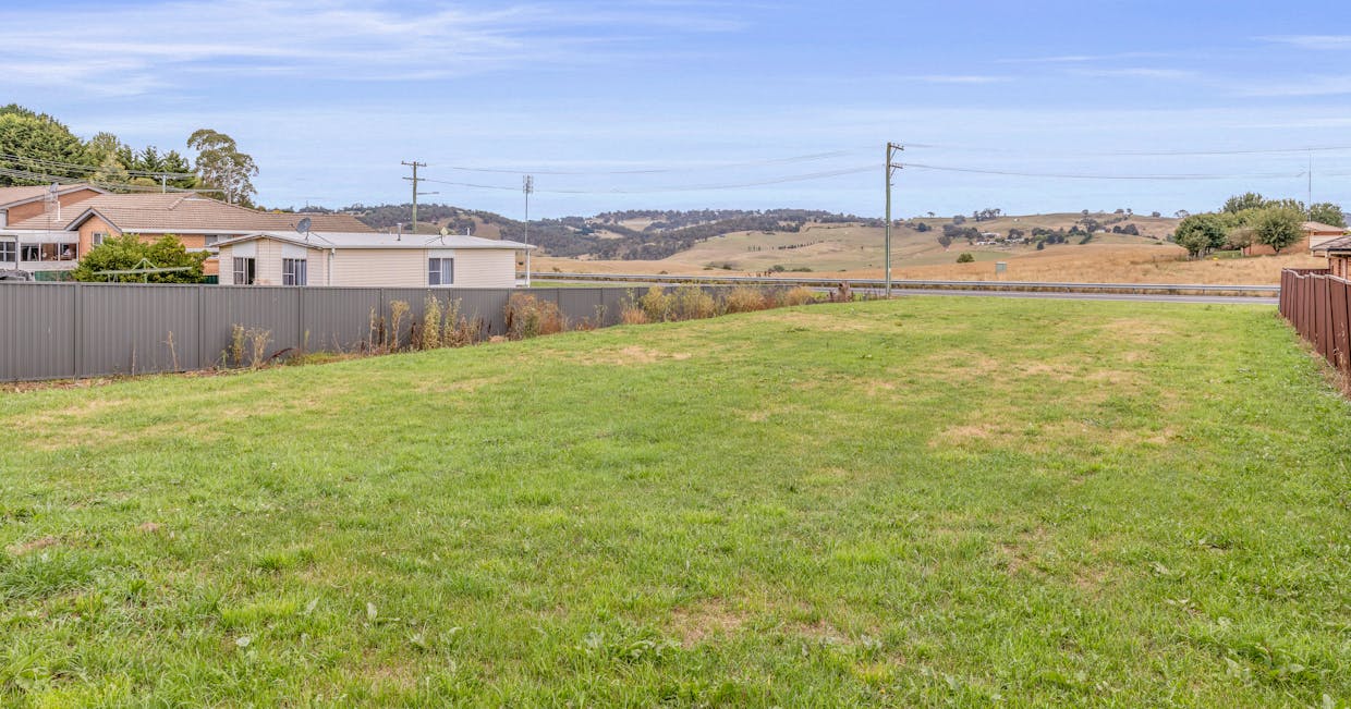 22 Duckmaloi Road, Oberon, NSW, 2787 - Image 1