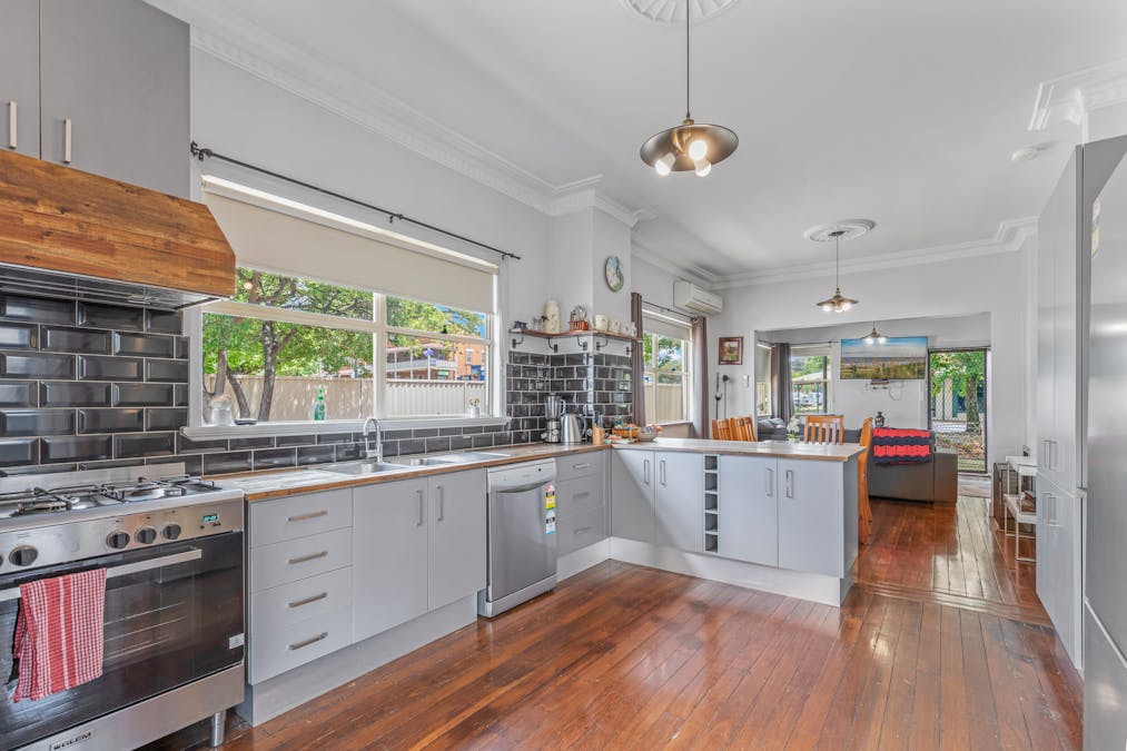 154 Havannah Street, Bathurst, NSW, 2795 - Image 3