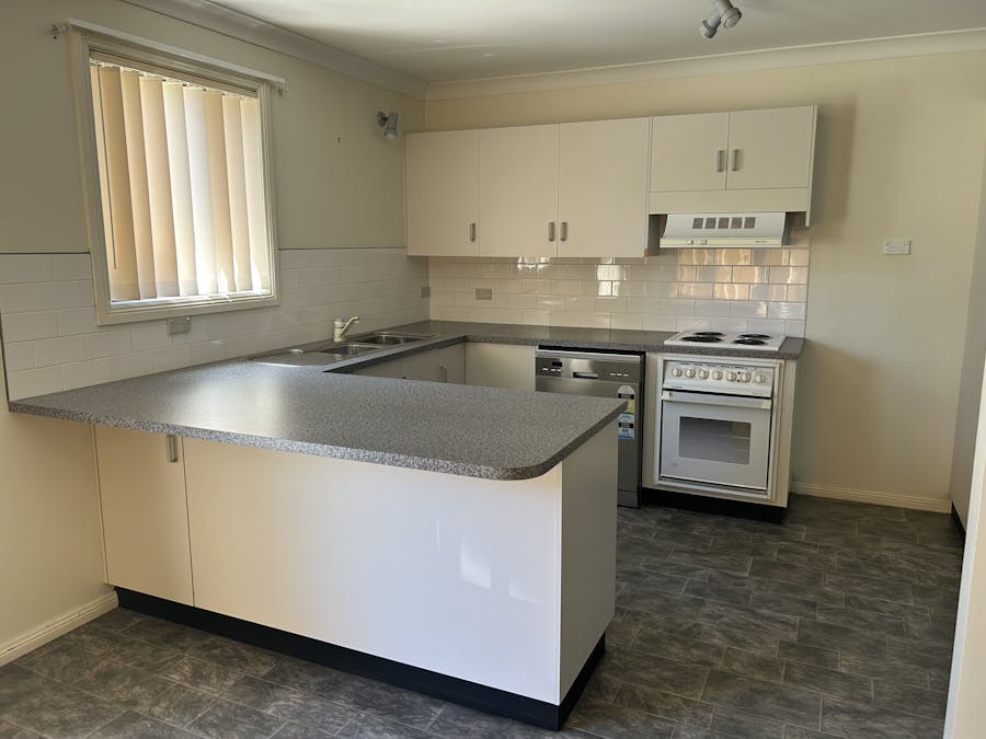 3/28 Ross Street, Oberon, NSW, 2787 - Image 2