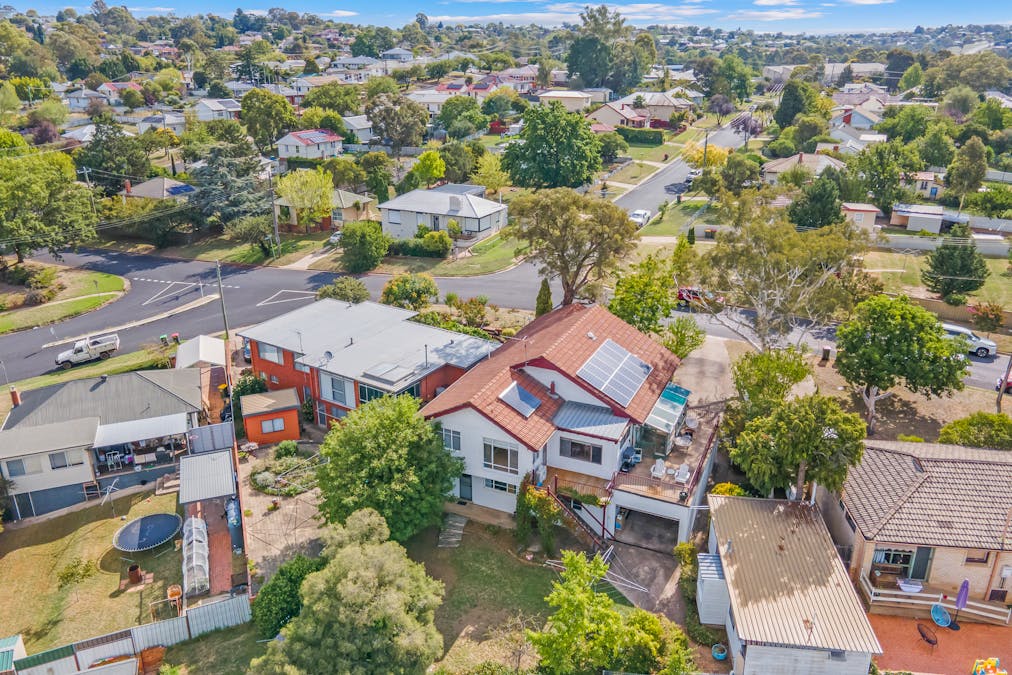 18 Macquarie Street, West Bathurst, NSW, 2795 - Image 1