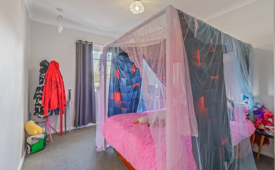 18 Macquarie Street, West Bathurst, NSW, 2795 - Image 11