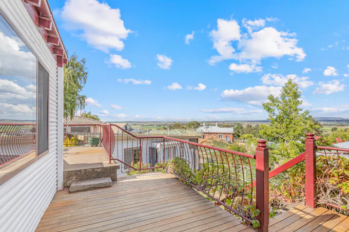 18 Macquarie Street, West Bathurst, NSW, 2795 - Image 1