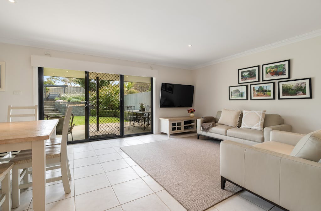 1/23 Acacia Circuit, Cowra, NSW, 2794 - Image 11