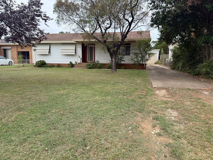 13 Kibbler Street, Cowra, NSW, 2794 - Image 1