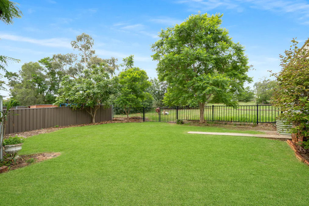 5 Berowra Street, Cowra, NSW, 2794 - Image 11