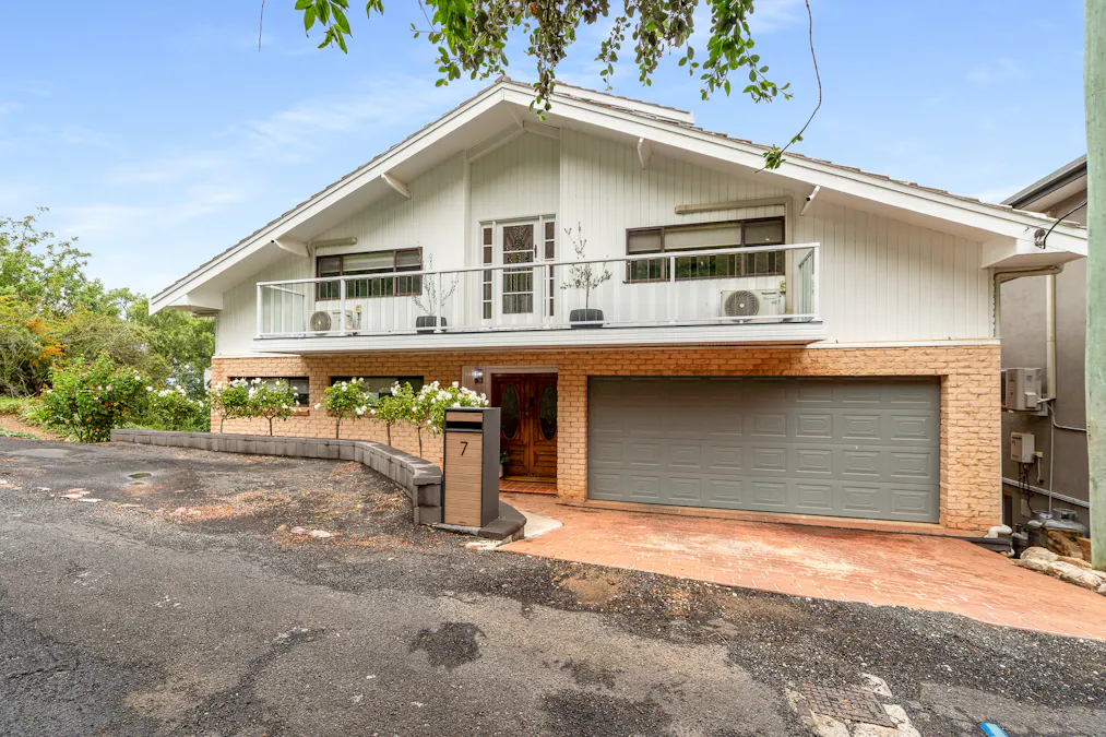 7 Ina Drive, Cowra, NSW, 2794 - Image 2